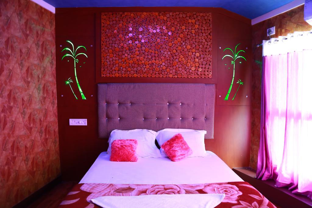 Marari houseboat VACCINATED STAFF Hotel Mararikulam Ruang foto