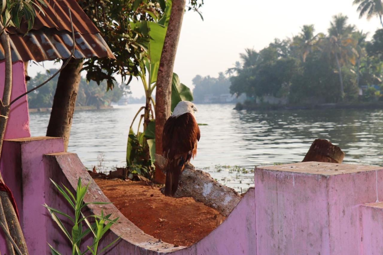 Marari houseboat VACCINATED STAFF Hotel Mararikulam Bagian luar foto